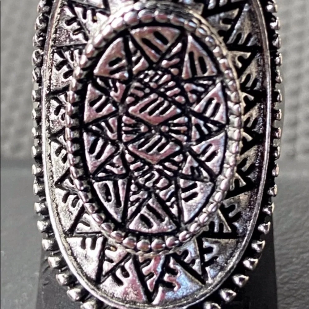 BN STERLING SILVER WOMENS RING - Picture 3 of 3